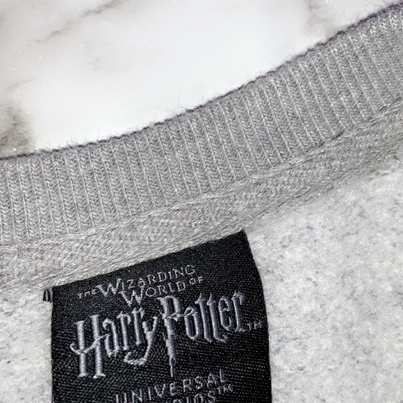 Sweatshirt - Picture 1 of 2